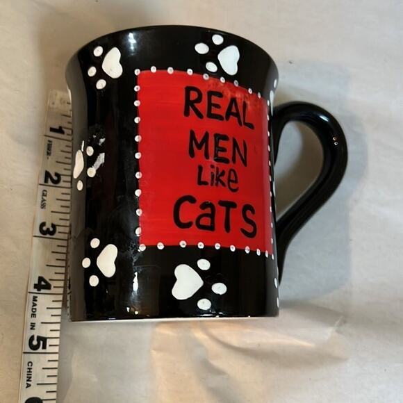 LORRIE VESSEY OUR NAME IS MUD REAL MEN LIKE CATS CUP. - Picture 5 of 5